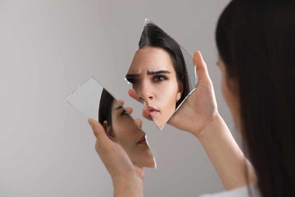 ego-death-meaning-mirror.jpg