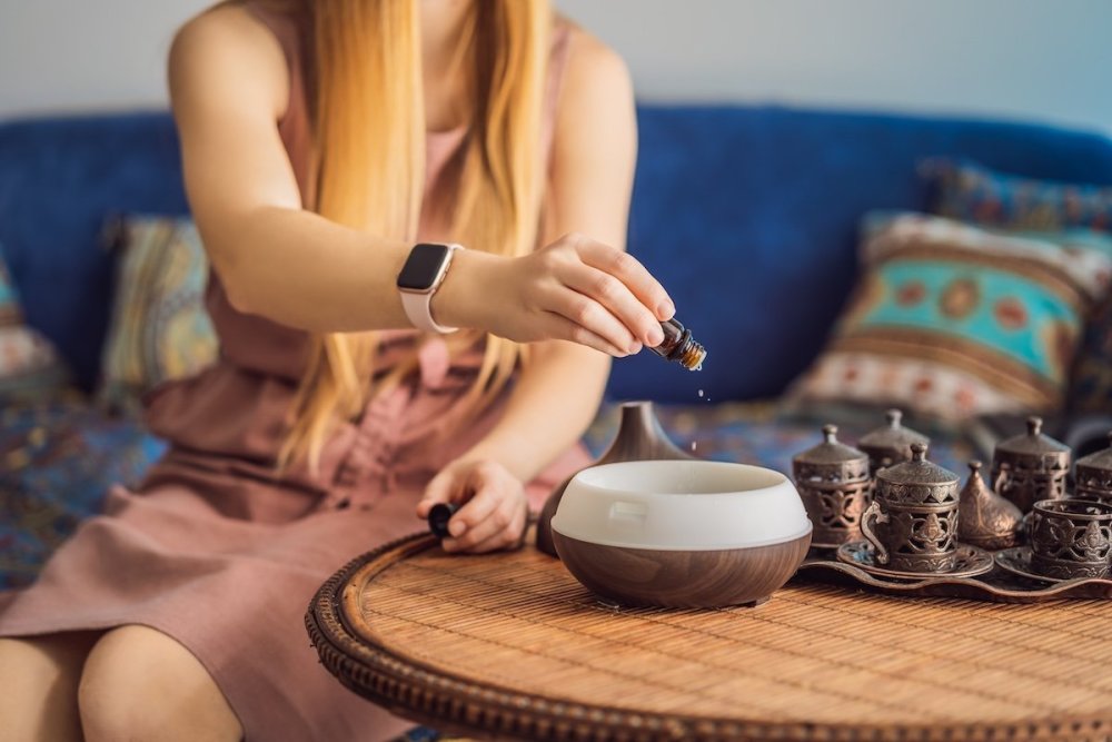 essential-oils-cleansing-energy-at-home.jpg